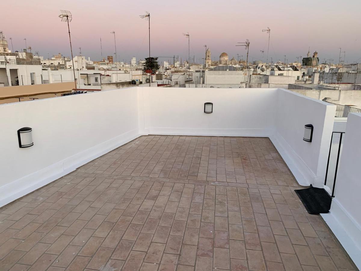 Appartamento Atico Terraza Cadiz Centro Ascensor Playa De La Caleta Esterno foto